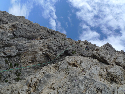 Coston d'Averau, Dolomites, Michal Coubal, Anna Coubalová, Martin Tučka - The first ascent of 'Hasta la vista' on Coston d'Averau, Dolomites (Michal Coubal, Anna Coubalová, Martin Tučka 08/08/2024)