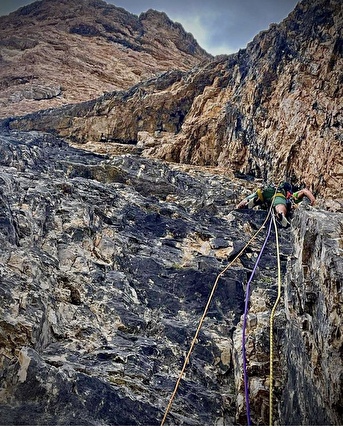 Torrione Carducci, Dolomiti di Sesto, Omar Pradella, Aldo Valmassoi - L'apertura di 'Per Sempre' al Torrione Carducci, gruppo Croda dei Toni, Dolomiti di Sesto (Omar Pradella, Aldo Valmassoi 08/2024)