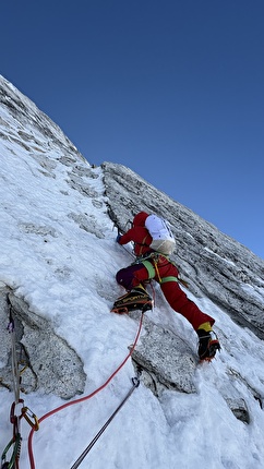 Mt Pholesobi, Nepal, Hidesuke Taneishi, Hiroki Yamamoto - Hidesuke Taneishi durante l'apertura di 'North Face Direct' su Mt Pholesobi (6652m) in Nepal (Hidesuke Taneishi, Hiroki Yamamoto 2024)