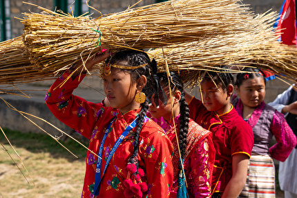 Nepal, Cala Cimenti, Erika Siffredi - L'inaugurazione della scuola in ricordo di Cala Cimenti a Pattale in Nepal, ottobre 2024
