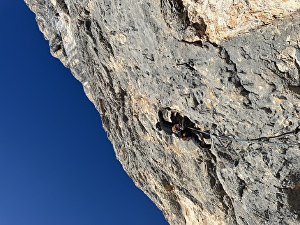 Bello Bellissimo, Col Bechei, Dolomiti, Josef Hilpold - L'apertura di 'Bello Bellissimo' al Col Bechei, Dolomiti (Josef Hilpold, Franzi Taferner 2024)