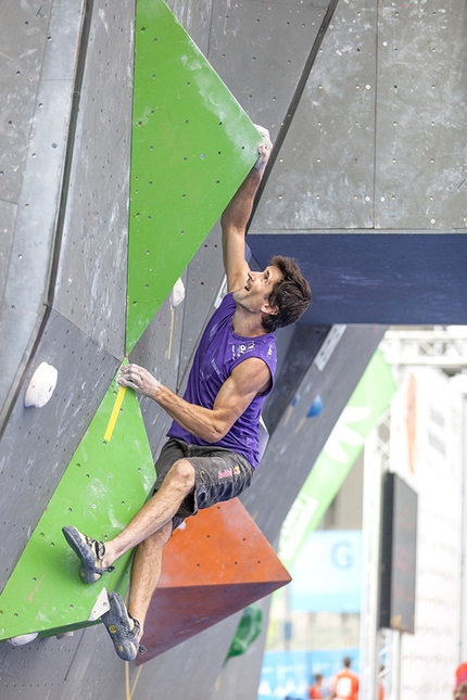 Bouldering World Cup 2012 - Munich: Kilian Fischhuber