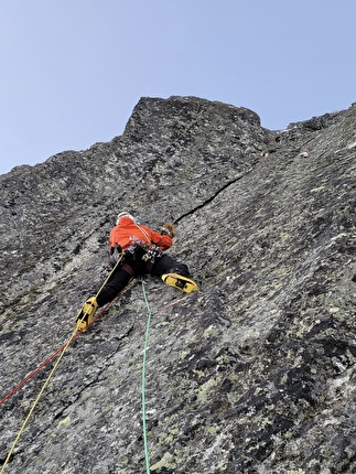 Rysy, Alti Tatra, Slovakia, Danny Menšík, Petr Vicha - Danny Menšík su L6 durante la prima libera di 'Bílý Rys', White Lynx, sulla parete NE di Rysy, Slovakia (Danny Menšík, Petr Vicha 28-30/12/2024)