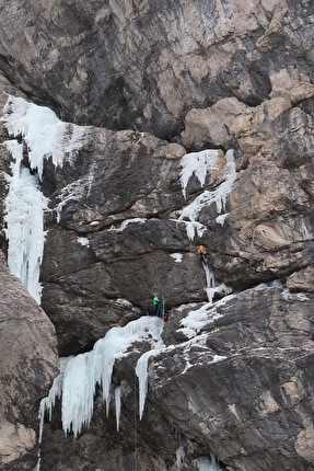 Val di Enghe, Christian Casanova, Marco Ronchi, Lorenzo Zanella - The first ascent of ‘I 3 Orchi’ in Val di Enghe (Christian Casanova, Marco Ronchi, Lorenzo Zanella 01/2025)