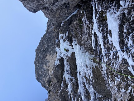 Sappada ice climbing - The first ascent of 'L’Orco non va mai in vacanza' in Valle di Enghe at Sappada (Gianni Dorigo, Samuel Straulino 22/01/2025)