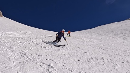 Monte Amaro Maiella scialpinismo - Monte Amaro Maiella: la Rava della Giumenta Bianca, la classica gita di scialpinismo della Maiella