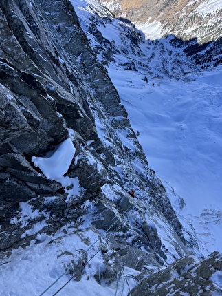 Sagwand, Valsertal, Austria, Simon Gietl, Martin Sieberer - The second winter ascent of 'Schiefer Riss' on Sagwand, Valsertal, Austria (Simon Gietl, Martin Sieberer 23-24/02/2025)