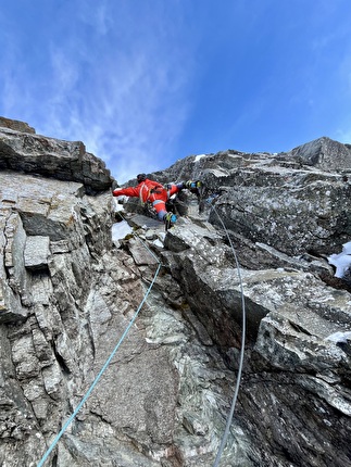 Sagwand, Valsertal, Austria, Simon Gietl, Martin Sieberer - The second winter ascent of 'Schiefer Riss' on Sagwand, Valsertal, Austria (Simon Gietl, Martin Sieberer 23-24/02/2025)