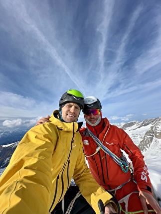 Sagwand, Valsertal, Austria, Simon Gietl, Martin Sieberer - The second winter ascent of 'Schiefer Riss' on Sagwand, Valsertal, Austria (Simon Gietl, Martin Sieberer 23-24/02/2025)