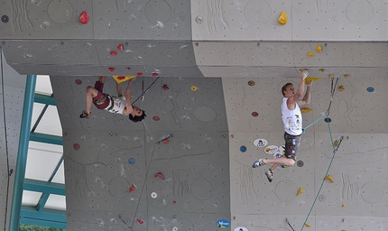 Rock Master 2012 - Duello - Rock Master 2012 - Adam Ondra vs Jakob Shubert