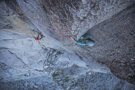 El Cohete, Rio Turbio IV, Patagonia, Argentina, Julia Cassou, Rocío Rodríguez Guiñazú, Fay Manners, Caroline North, Belén Prados - 'Apollo 13' on El Cohete, Rio Turbio IV (Patagonia): Belén Prados free climbing P4, after tricky first moves and a crimpy traverse you get into a technical closed slaby corner - 6c+