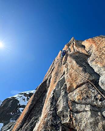 Dent du Requin, Mont Blanc, Tom Livingstone, Rob Smith - The first ascent of 'Shark Attack' on Dent du Requin in the Mont Blanc massif (Tom Livingstone, Rob Smith 4-6/03/2025)