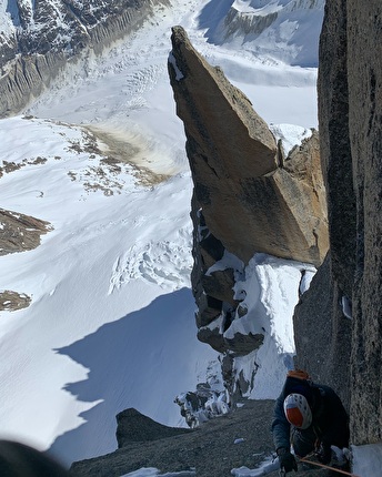Dent du Requin, Mont Blanc, Tom Livingstone, Rob Smith - The first ascent of 'Shark Attack' on Dent du Requin in the Mont Blanc massif (Tom Livingstone, Rob Smith 4-6/03/2025)