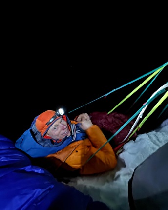 Dent du Requin, Mont Blanc, Tom Livingstone, Rob Smith - The first ascent of 'Shark Attack' on Dent du Requin in the Mont Blanc massif (Tom Livingstone, Rob Smith 4-6/03/2025)
