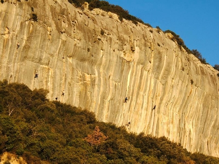 La falesia di Seynes chiusa fino al 15 settembre 2012