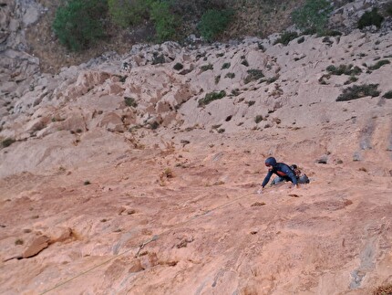 Morocco Taghia Gorge - The first ascent of 'Testa o Croce' on Taoujdad in the Taghia Gorge, Morocco (Luca Caldini, Lorenzo Gadda 04/2024)