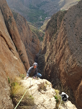 Morocco Taghia Gorge, Luca Caldini, Lorenzo Gadda - The first ascent of 'Testa o Croce' on Taoujdad in the Taghia Gorge, Morocco (Luca Caldini, Lorenzo Gadda 04/2024)