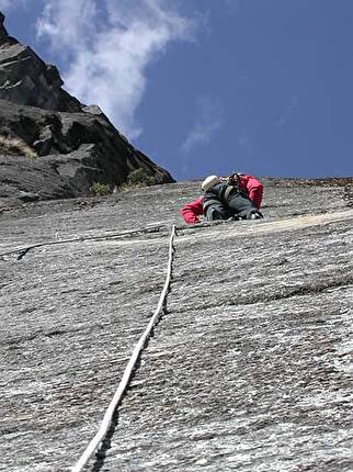 Chaupi Huanca, Quebrada Rurec, Perù - L'apertura di 'Qui io vado ancora', valle di Quebrada Rurec, Perù (Fabio Palma, Andrea Pavan, Simone Pedeferri 2007)