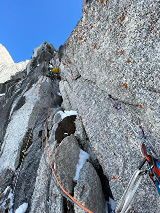 Pioda di Sciora, Punta Pioda, Filippo Sala, Roger Schäli, Silvan Schüpbach - The first ascent of 'Luce e Tenebre' on the north face of Pioda di Sciora / Punta Pioda in Switzerland (Filippo Sala, Roger Schäli, Silvan Schüpbach 06-09/03/2025)