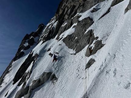 Pioda di Sciora, Punta Pioda, Filippo Sala, Roger Schäli, Silvan Schüpbach - The first ascent of 'Luce e Tenebre' on the north face of Pioda di Sciora / Punta Pioda in Switzerland (Filippo Sala, Roger Schäli, Silvan Schüpbach 06-09/03/2025)