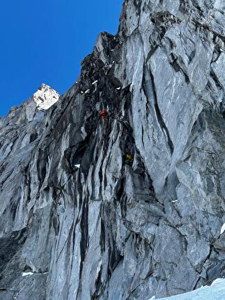 Pioda di Sciora, Punta Pioda, Filippo Sala, Roger Schäli, Silvan Schüpbach - The first ascent of 'Luce e Tenebre' on the north face of Pioda di Sciora / Punta Pioda in Switzerland (Filippo Sala, Roger Schäli, Silvan Schüpbach 06-09/03/2025)