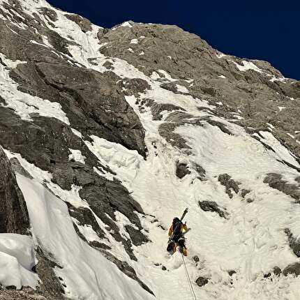 Mont Greuvettaz, Mont Blanc, François Cazzanelli, Giuseppe Vidoni - The first ascent of 'Combo' on Mont Greuvetta, Mont Blanc (François Cazzanelli, Giuseppe Vidoni 10/04/2025)