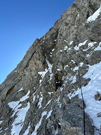 Mont Greuvettaz, Mont Blanc, François Cazzanelli, Giuseppe Vidoni - The first ascent of 'Combo' on Mont Greuvetta, Mont Blanc (François Cazzanelli, Giuseppe Vidoni 10/04/2025)