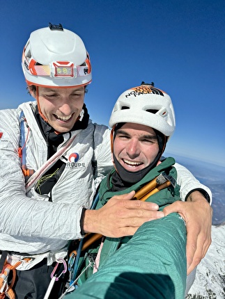 Eiger, Matterhorn, Grandes Jorasses, Benjamin Védrines, Léo Billon - Eiger Heckmair Route (Benjamin Védrines, Léo Billon 07/04/2025)