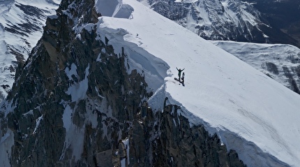 Eiger, Matterhorn, Grandes Jorasses, Benjamin Védrines, Léo Billon - Grandes Jorasses 'Colton-McIntyre' (Benjamin Védrines, Léo Billon 11/04/2025)