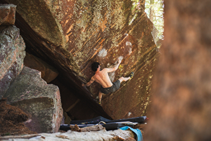 Hamish McArthur - Hamish McArthur making the second ascent of 'Megatron' (9A), Eldorado Canyon, USA
