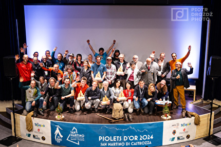 Piolets d'Or 2024  - La foto ufficiale del Piolets d'Or 2024 a San Martino di Castrozza, Dolomiti.