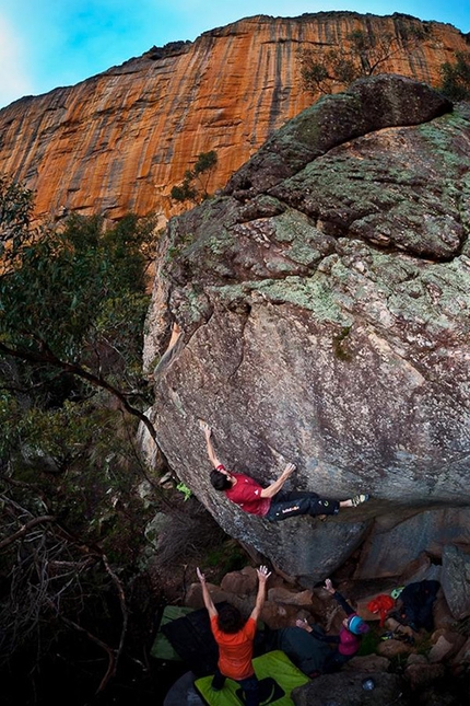 Australia - Kilian Fischhuber making the first ascent of the 8A boulder problem Wave Rock 8A, Taipan Wall, Grampians.