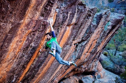 Australia - Kilian Fischhuber ripete Parallel Lines FB8A+ di Nalle Hukkataival