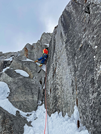 Cima Busazza, Presanella, Emanuele Andreozzi, Fabio Tamanini - L'apertura di 'Maledetta Primavera' sulla parete nord della Cima Busazza (Emanuele Andreozzi, Fabio Tamanini, 14/04/2025)