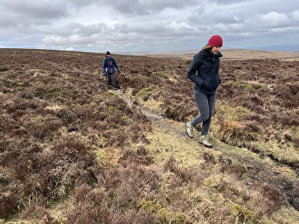 Dartmoor, Devon, Inghilterra - Camminando nel Dartmoor nel sudovest dell'Inghilterra.