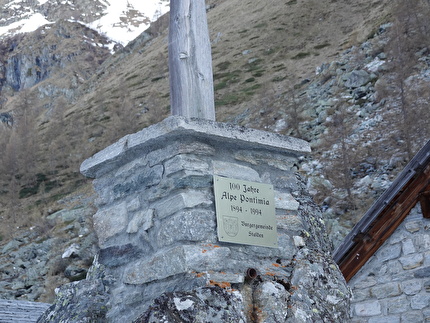 Crossalps - La traversata delle Alpi - Crossalps - La traversata delle Alpi: tappa 17, Val Formazza - Saas Fee 27-30/04/2025