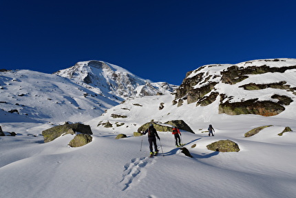 Crossalps - La traversata delle Alpi - Crossalps - La traversata delle Alpi: tappa 17, Val Formazza - Saas Fee 27-30/04/2025