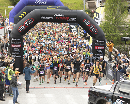 Dolomiti Extreme Trail 2025 - La partenza della 55K della Dolomiti Extreme Trail 2025