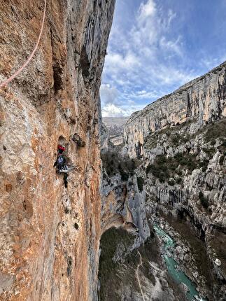 Verdon Gorge, Léo Billon, Esteban Daligault, Kilian Moni - The first ascent of 'Le Poussin' the Verdon Gorge, France (Léo Billon, Esteban Daligault, Kilian Moni 04/2025)