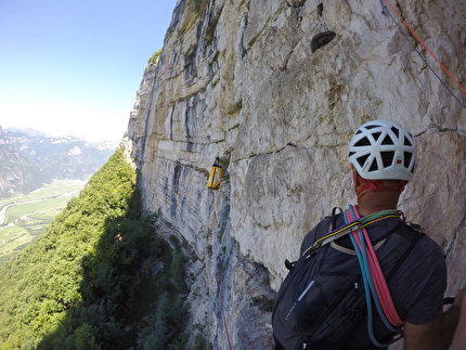 Parete Bahador, Val d’Adige, Walter Polidori - Recupero del saccone su 'Oltre i confini del Pensiero' alla Parete Bahador in Val d’Adige