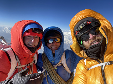 'Shooting the Moon' climbed on Ultar Sar (Pakistan) by Ethan Berman, Maarten van Haeren, Sebastian Pelletti