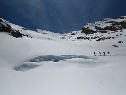 Ghiacciaio del Grand Etret, Valsavarenche, Parco Nazionale Gran Paradiso - Il calderone del Ghiacciaio del Grand Etret in Valsavarenche (Parco Nazionale Gran Paradiso) il 27/05/2025