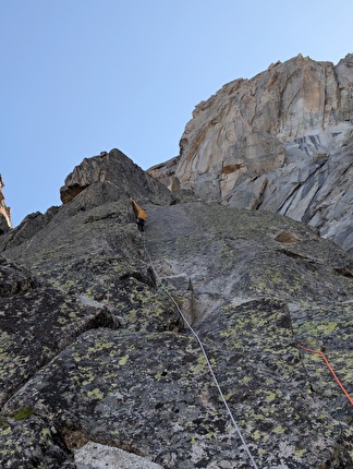 Aiguille du Plan, Mont Blanc, Léo Billon, Enzo Oddo  - The first ascent of 'OSS ne répond plus..' on Aiguille du Plan in the Mont Blanc massif (Léo Billon, Enzo Oddo 20/06/2025)