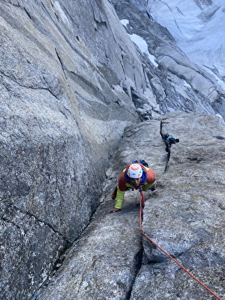 Petit Dru, Monte Bianco, Yanis Cherqaoui, Baptiste Obino, Hugo Peruzzo - L'apertura di ''Le château dans le ciel' sul Petit Dru (Yanis Cherqaoui, Baptiste Obino, Hugo Peruzzo 18-25/06/2025)