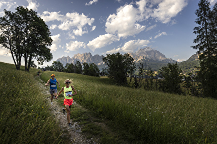 La Sportiva Lavaredo Ultra Trail 2025 - Sonia Samuels verso la vittoria nella 10K, La Sportiva Lavaredo Ultra Trail 2025