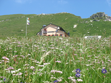 Rifugio Dal Piaz, Parco Nazionale Dolomiti Bellunesi - Rifugio Dal Piaz – Parco Nazionale Dolomiti Bellunesi