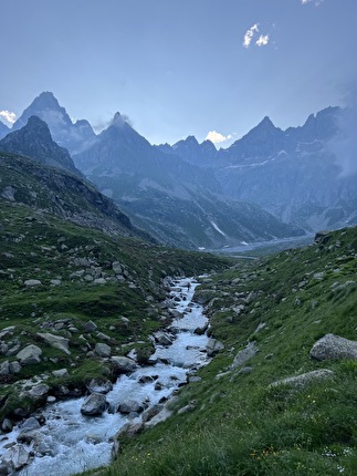 Becchi della Tribolazione, Gran Paradiso, Andrea Migliano - La traversata dei Becchi della Tribolazione (Gran Paradiso): Vallone di Piantonetto