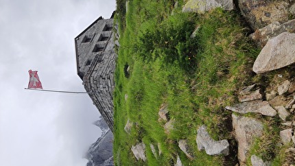 Capanna di Sciora, Val Bondasca - Capanna Sciora in Val Bondasca, estate 2025