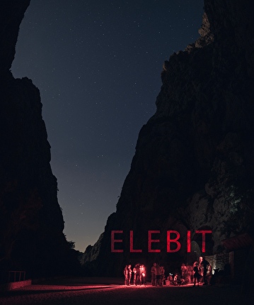 Velebitaški Paklenica Croazia - Preparativi per illuminare la classica via di più tiri 'Velebitaški' (6a+, 350m) su Anića Kuk a Paklenica (Croazia) illuminata il 15 giugno 2025