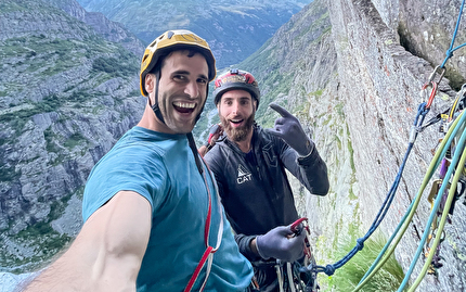Così parlò Zarathustra Vallone di Sea, Claudio Martoglio, Marcello Bombardi - 'Così parlò Zarathustra' nel Vallone di Sea: Marcello Bombardi e Claudio Martoglio, selfie di vetta